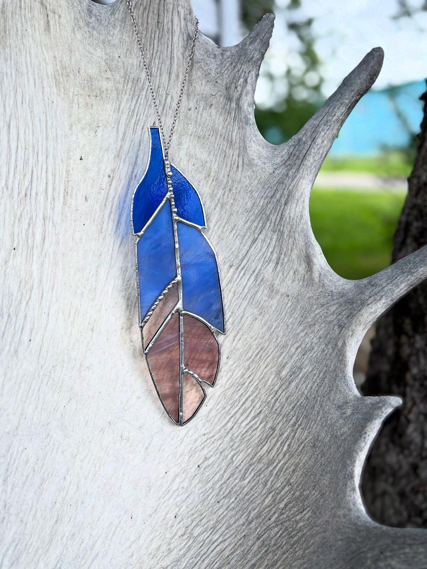 Feather - Blue/Pink