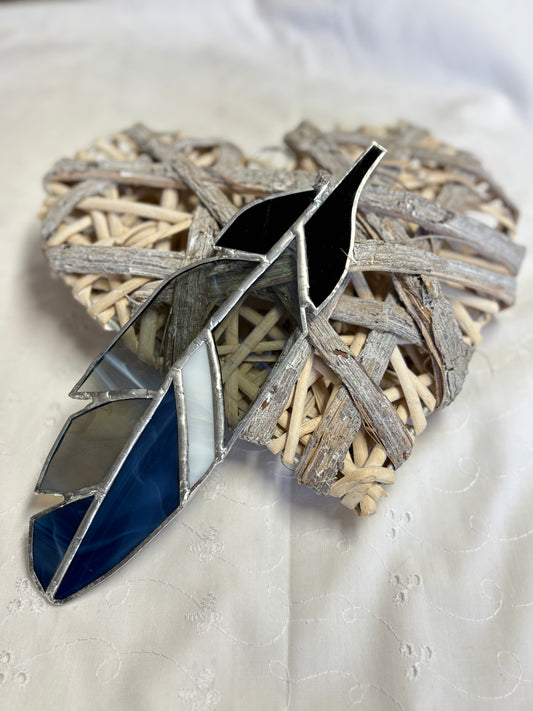 Feather - Magpie
